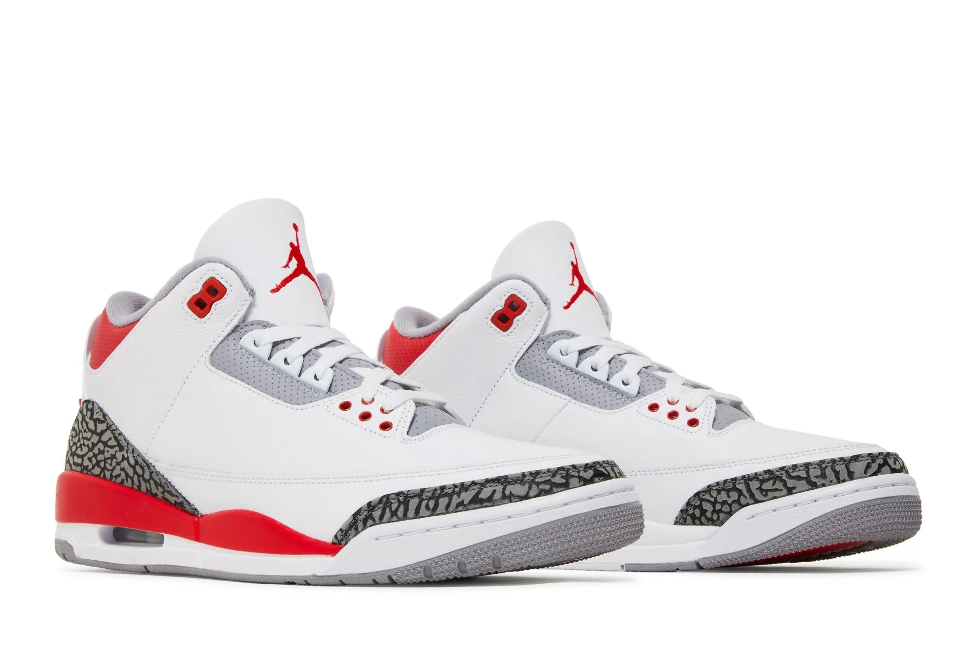 Jordan 3 Retro 'Fire Red' 2022